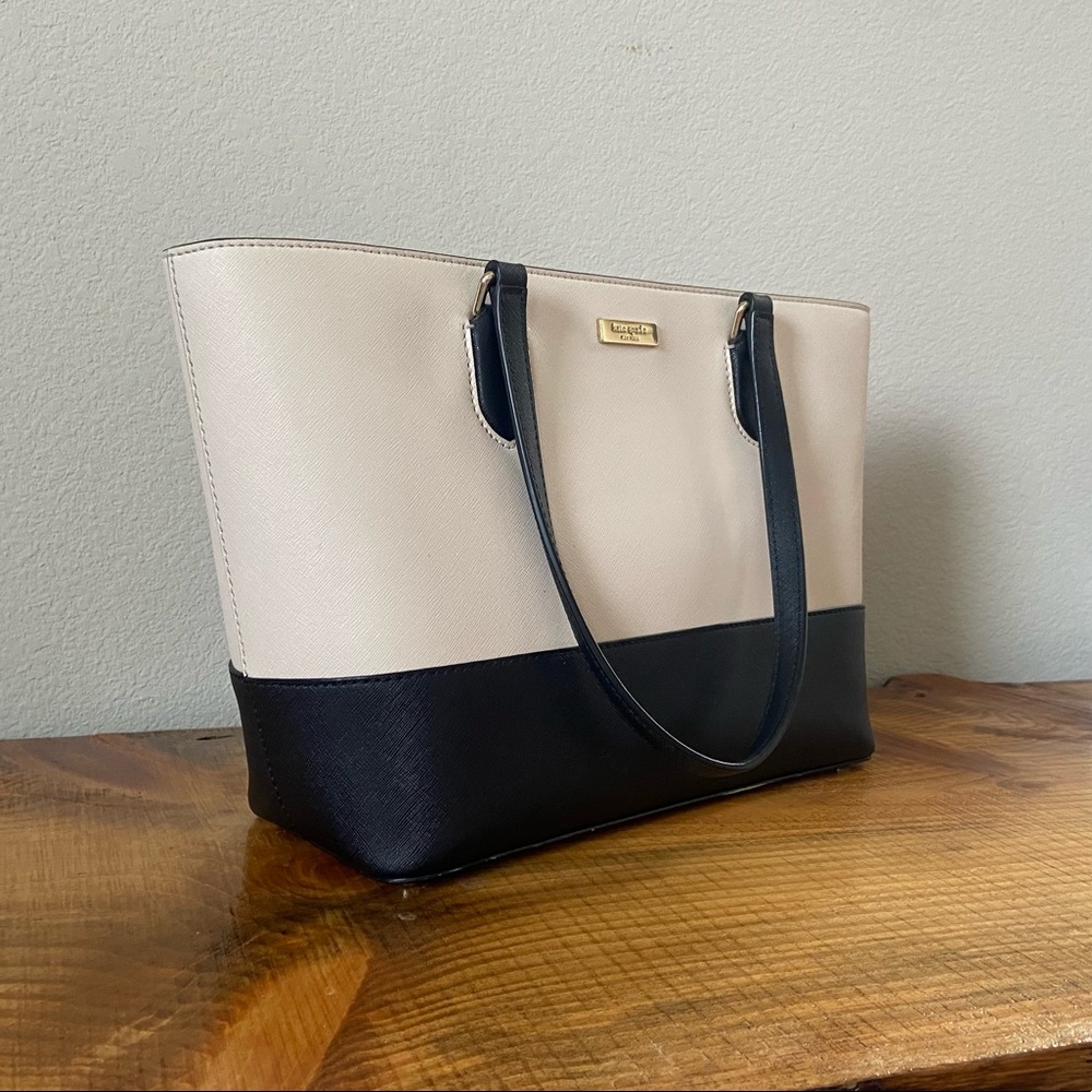 Kate Spade satchel - Picture 2 of 9